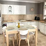 Apartment Leon Gautier Ii 6 People Center