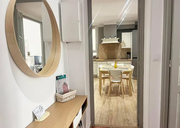 Leon Gautier Ii 6 People Center Hyères