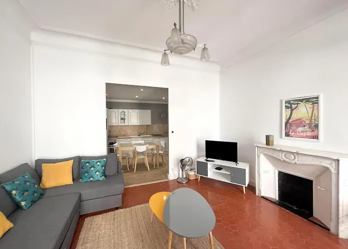 Leon Gautier Ii 6 People Center Appartamento